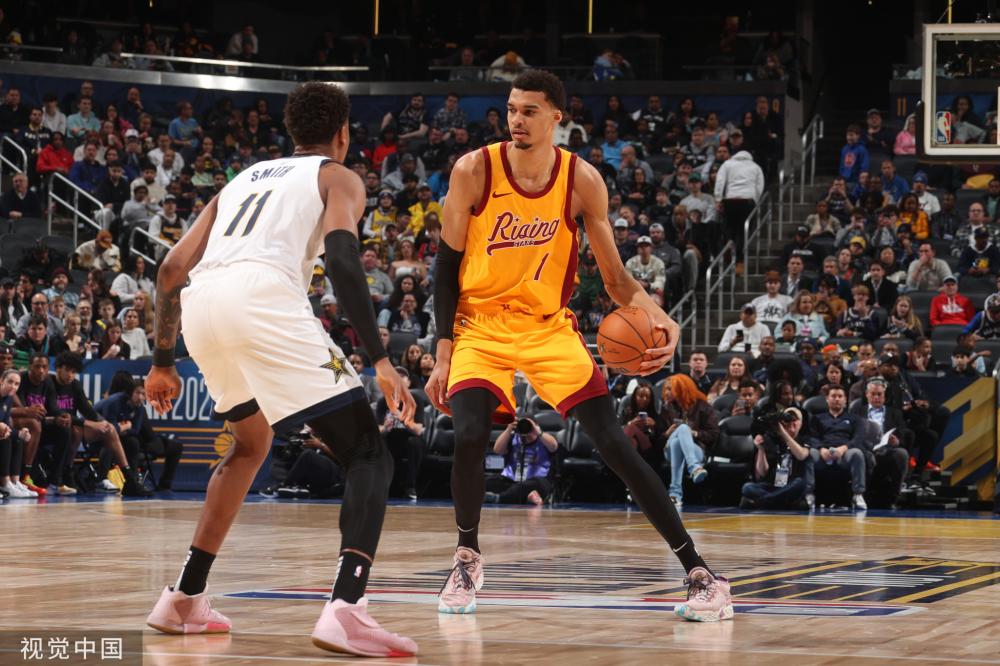 这位年轻的 这位年轻的