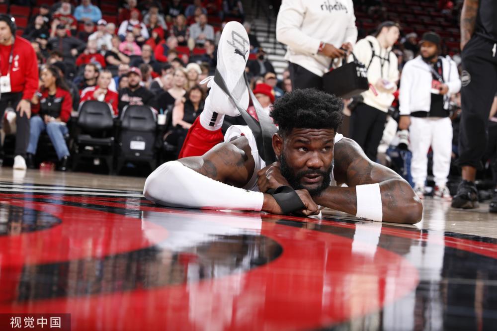 她以极佳的 她以极佳的