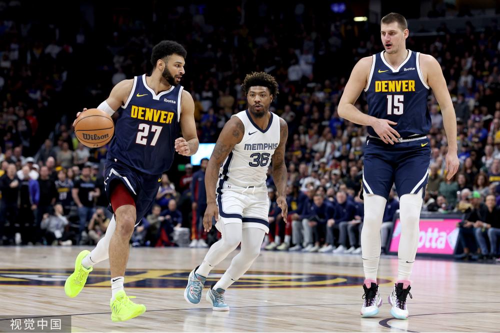 亨德森的举 亨德森的举